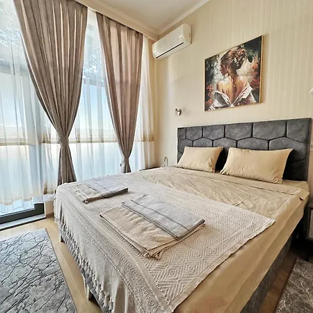 Roma Gs' Апартамент *